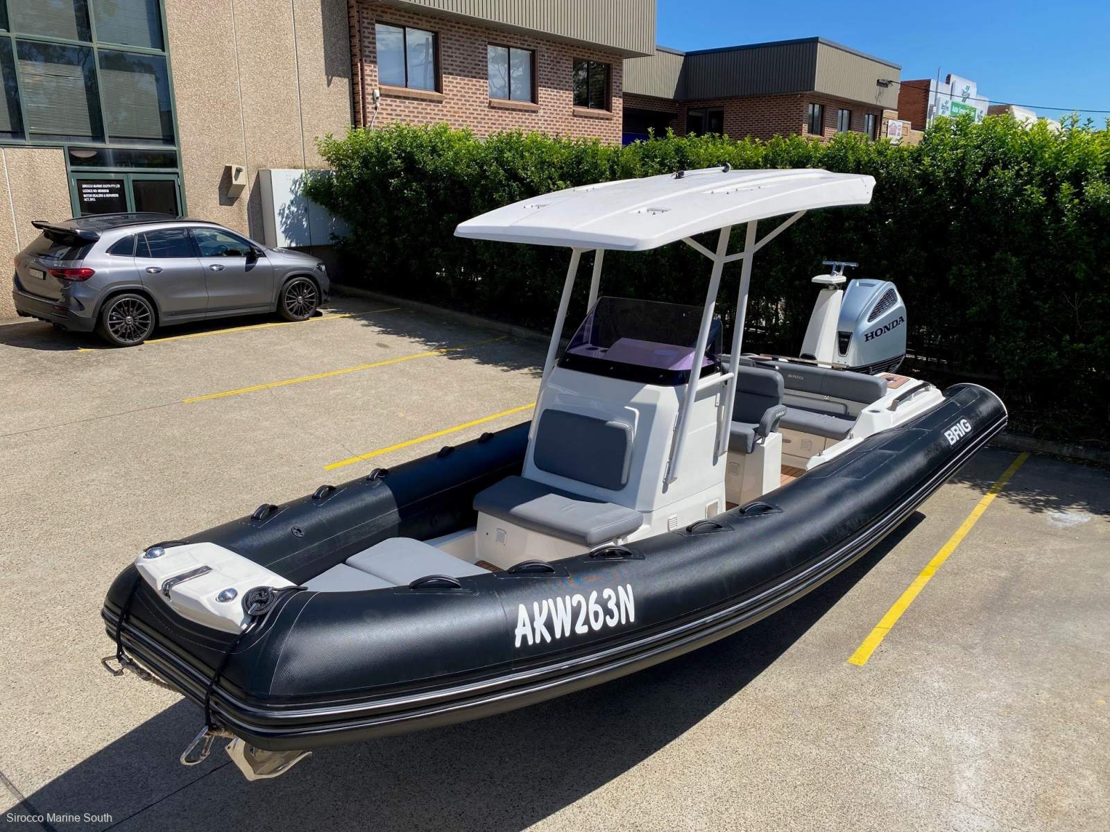 Brig Eagle 670 T-Top