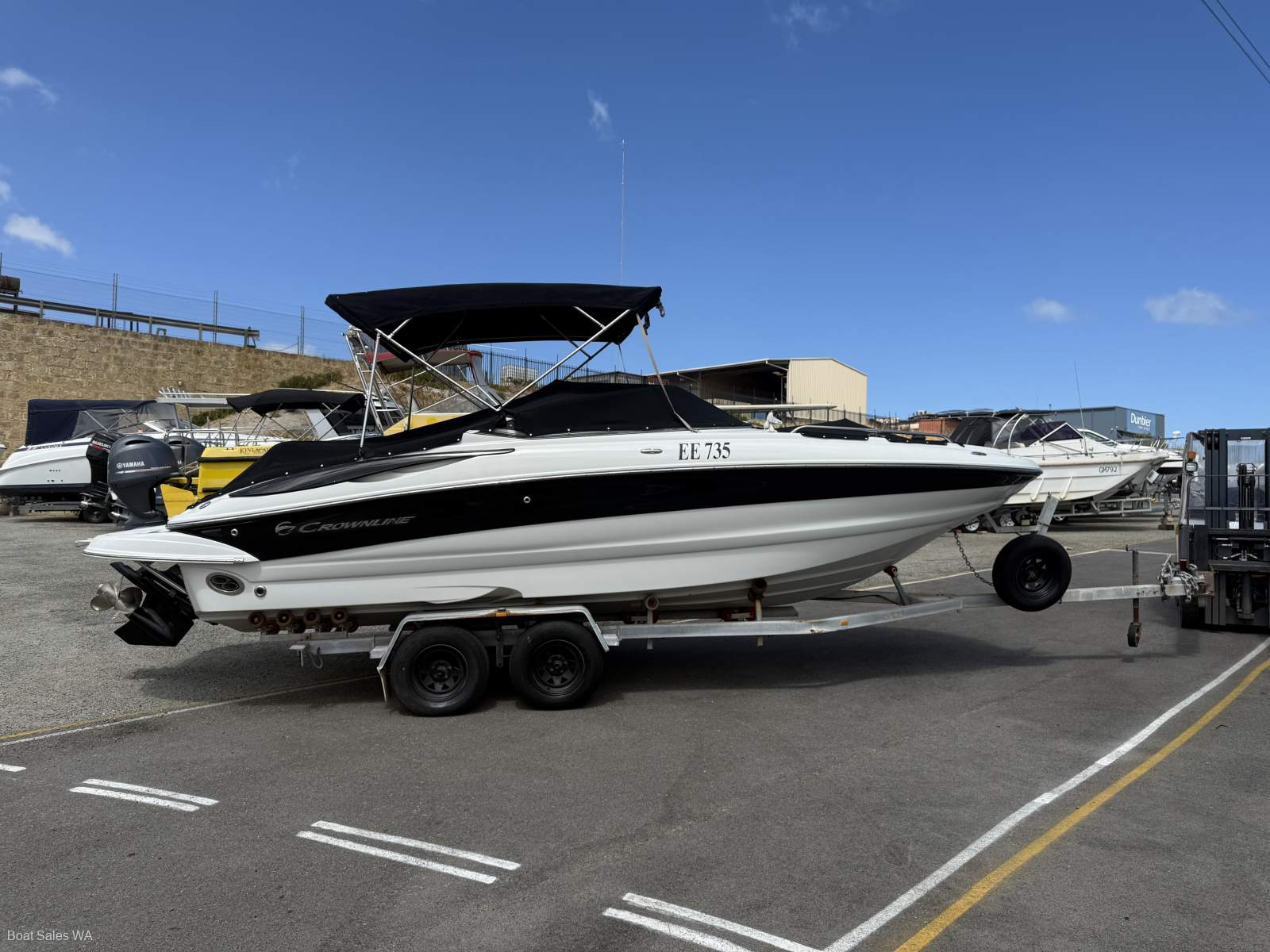 Crownline 240 Bow Rider