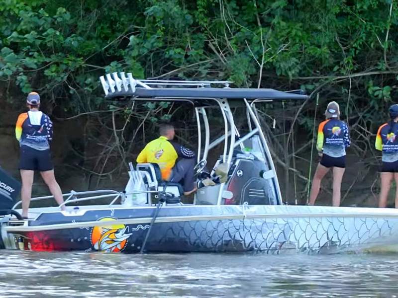 Boston Whaler 210 Dauntless