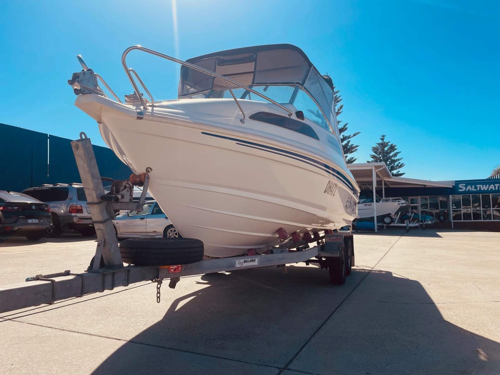 Savage 550 Surveyor Half Cabin