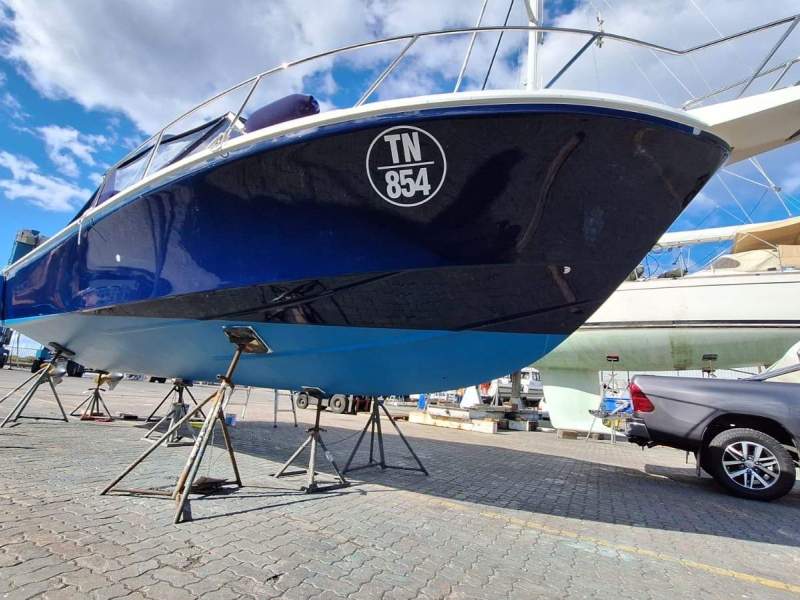 Caribbean 27 Runabout