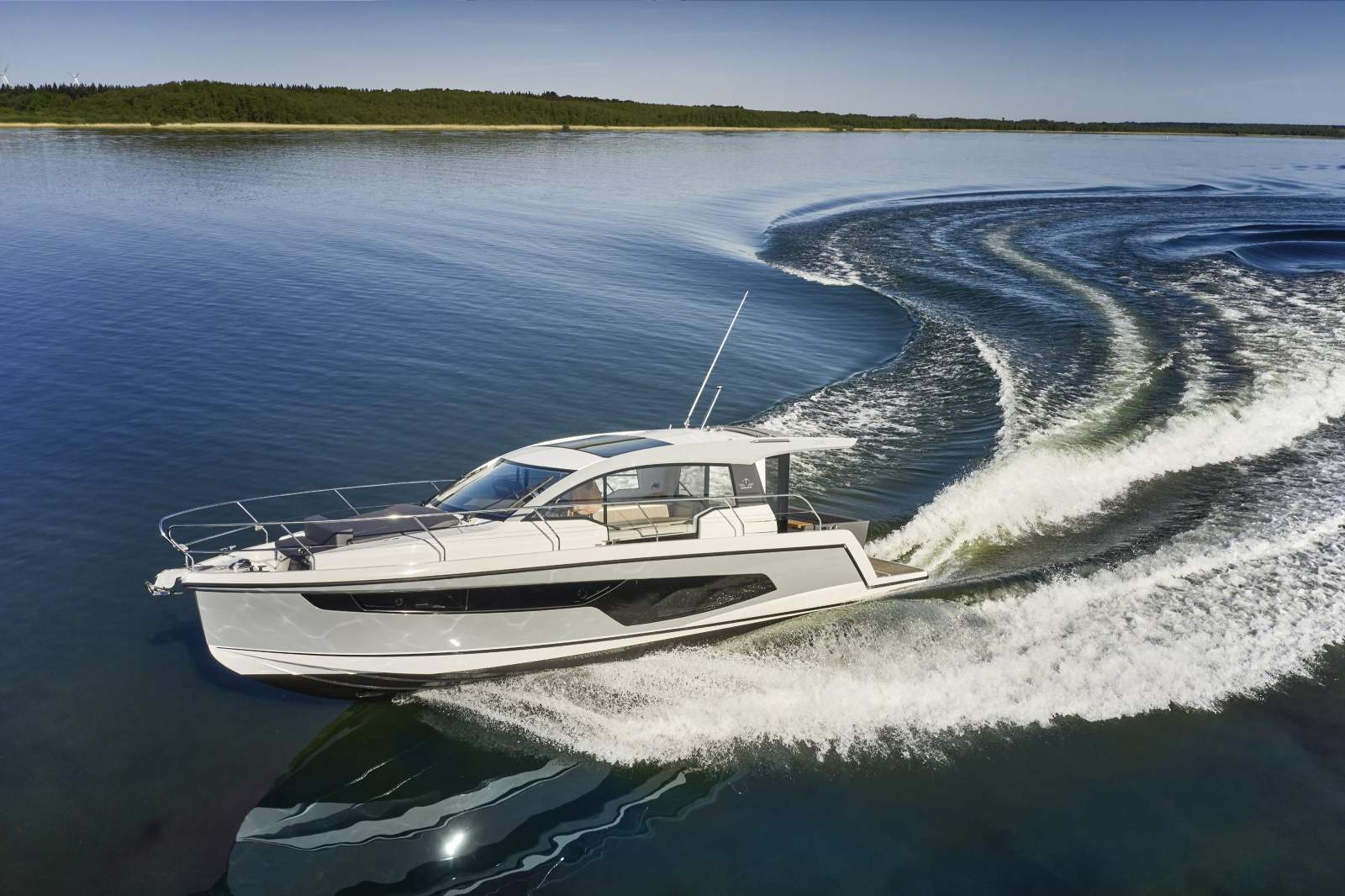 Sealine C335 AVAILABLE TO ORDER | LUXURY 33FT SPORTS CRUISER