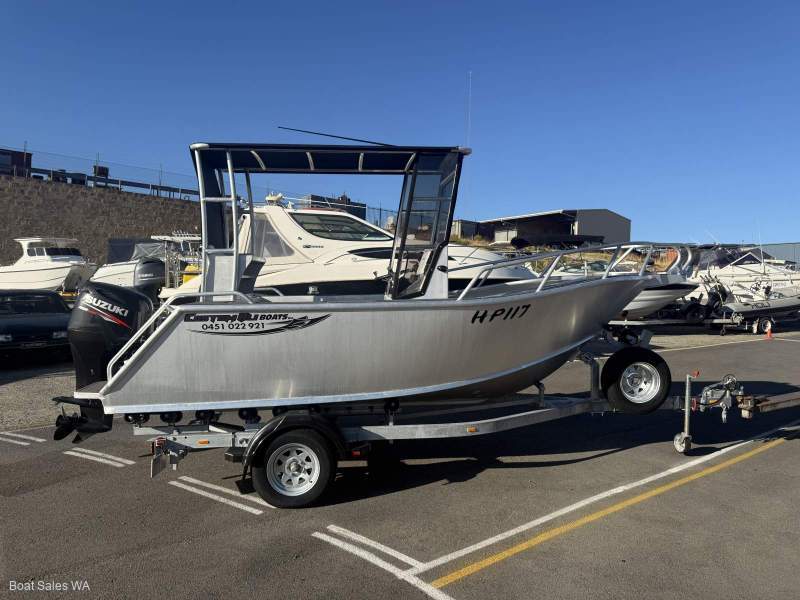 Black Dog Custom Ali Boats 4.9m Centre Console Very nice vessel