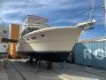Riviera 38 Flybridge / Mariner - Bow & Stern Thruster