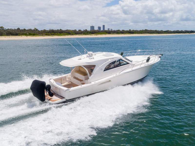 Riviera 43 Offshore Express