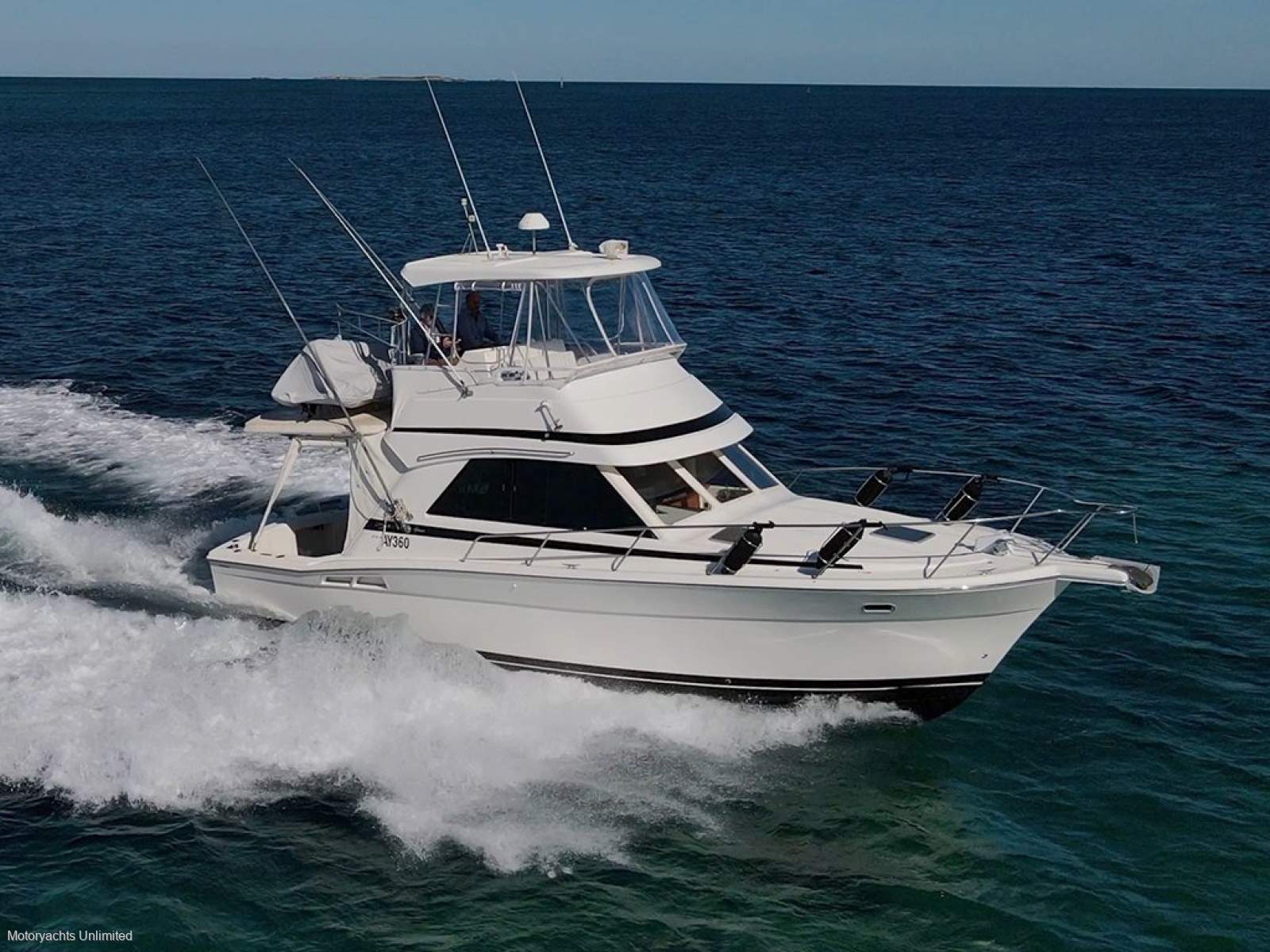 Riviera 36 Open Flybridge Single Cabin version with good size rear deck