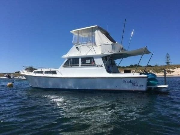 Northshore 37 Flybridge Cruiser