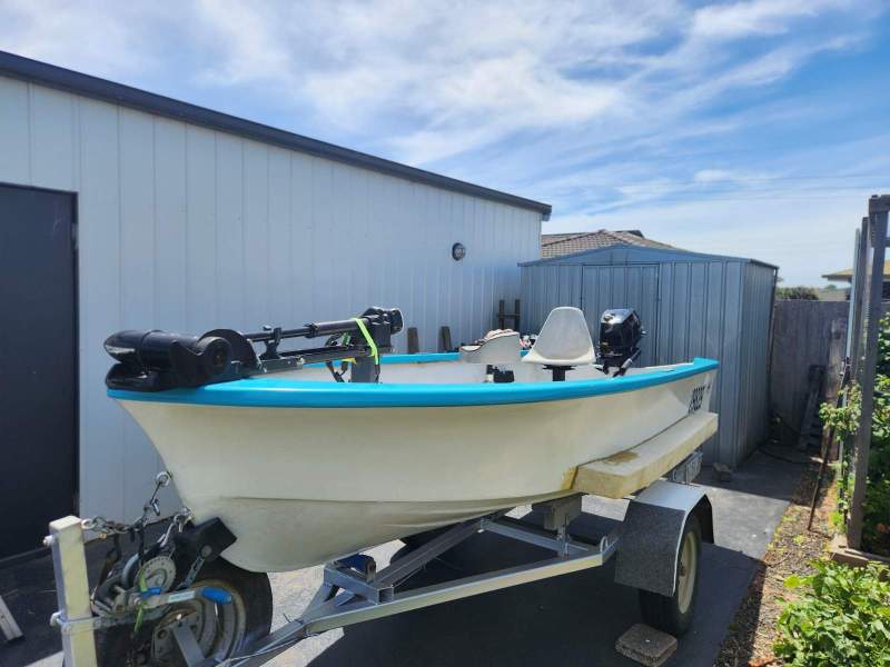 Purdon & Featherstone 13ft, 6hp Tohatsu outboard and new trailer