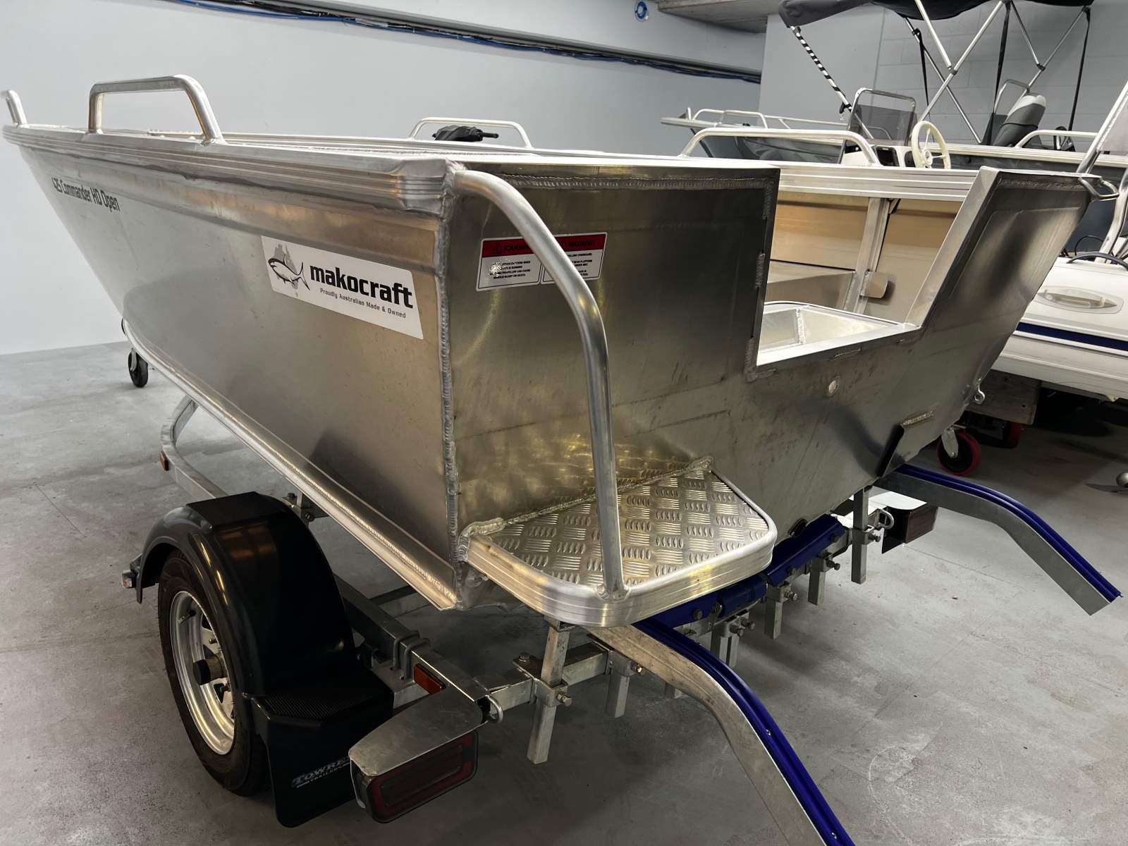 New Makocraft 425 Commander HD Open