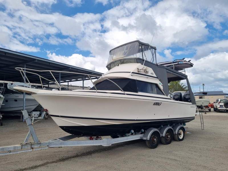 Bertram 25 Flybridge