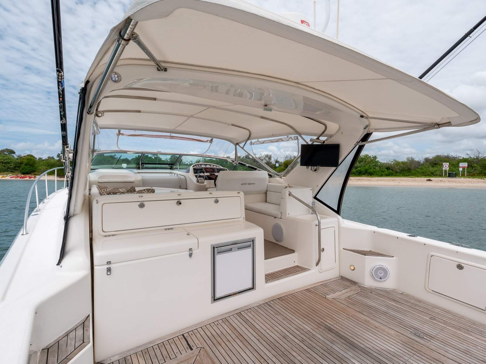 Riviera 4000 Offshore