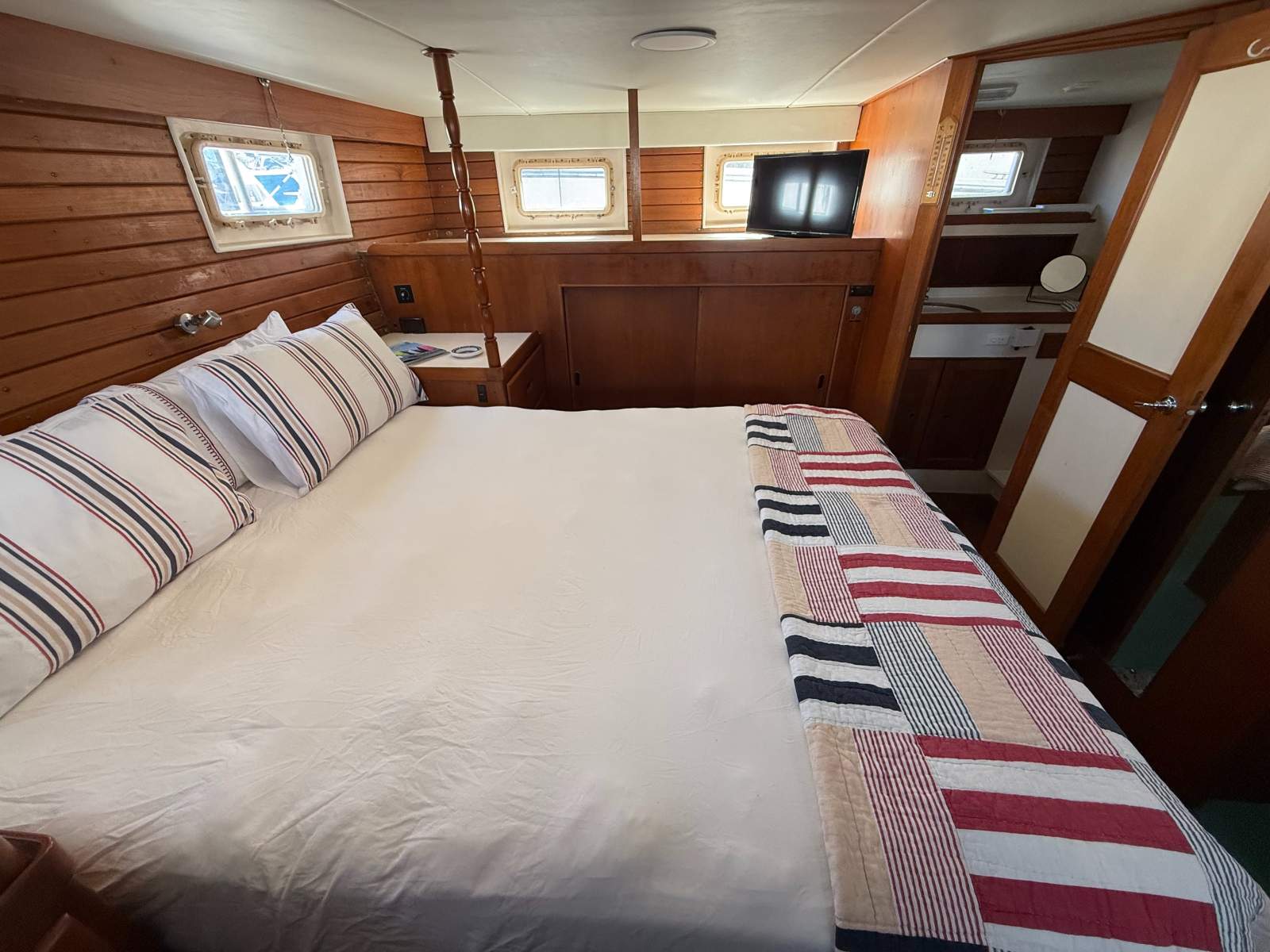 Halvorsen 44 Island Gypsy &ndash; ARCADIA