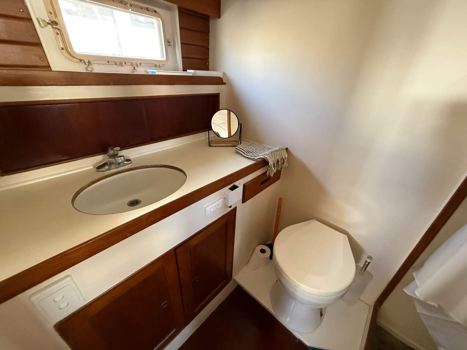 Halvorsen 44 Island Gypsy &ndash; ARCADIA