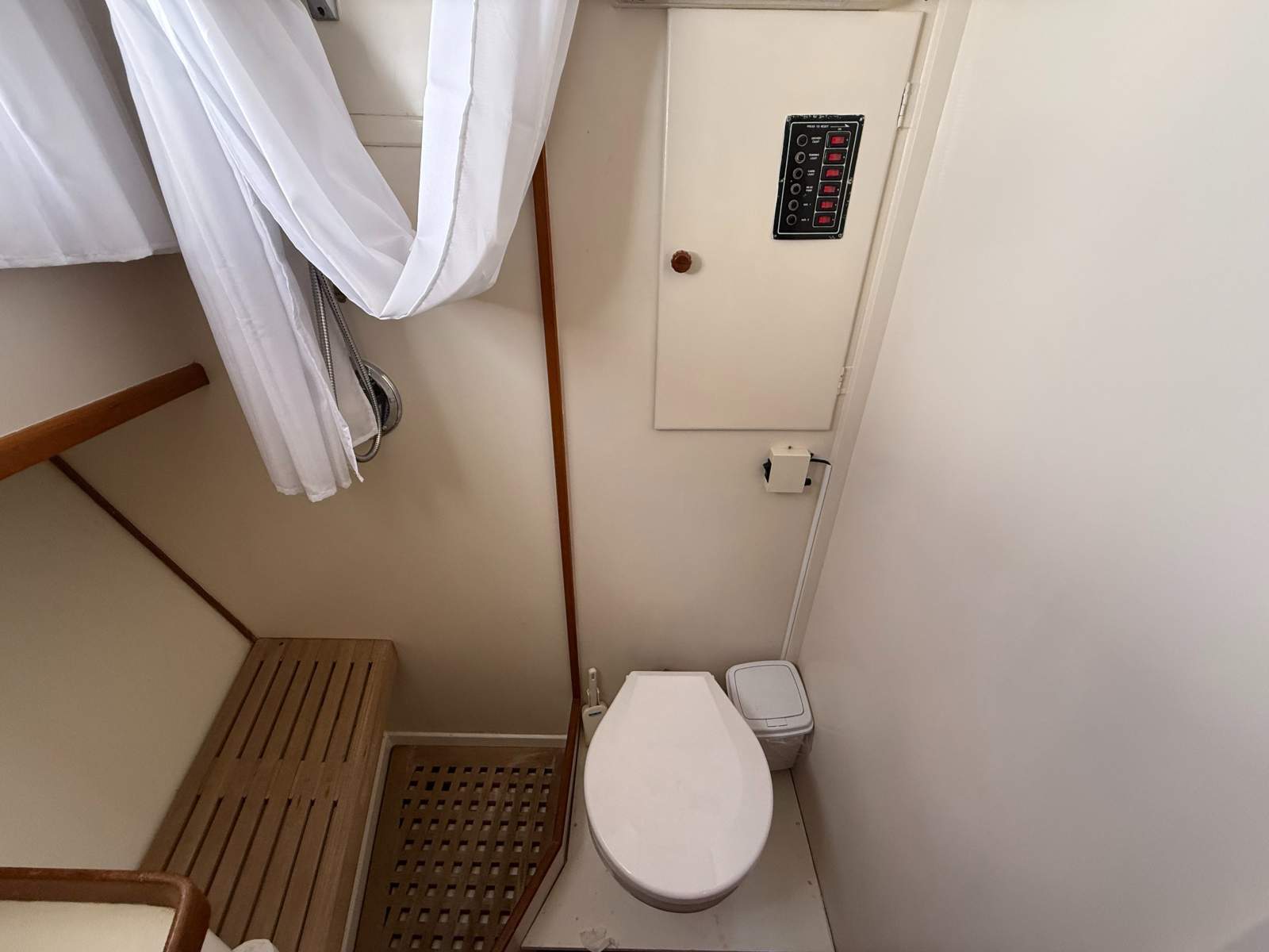 Halvorsen 44 Island Gypsy &ndash; ARCADIA