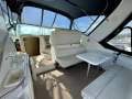 Cruisers Yachts 3275 Express