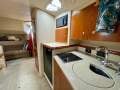 Cruisers Yachts 3275 Express