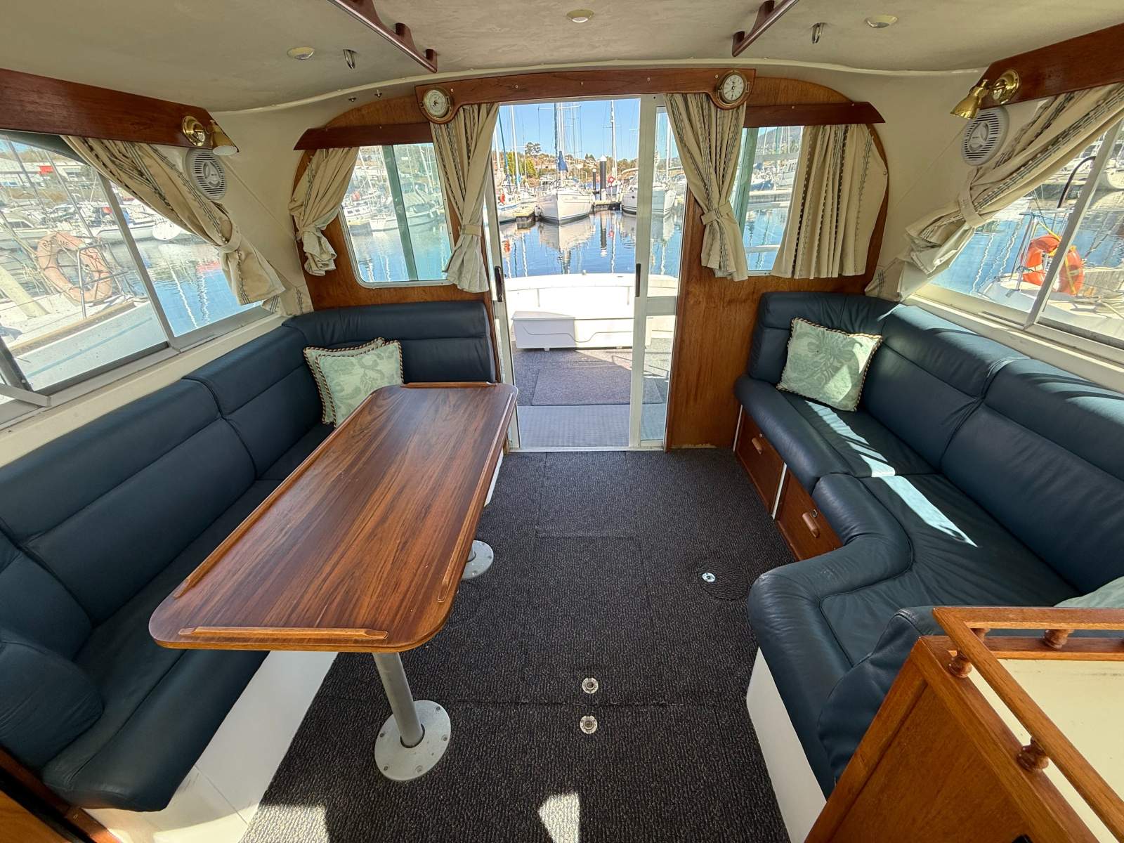 Bertram Caribbean 35 PERIGNON