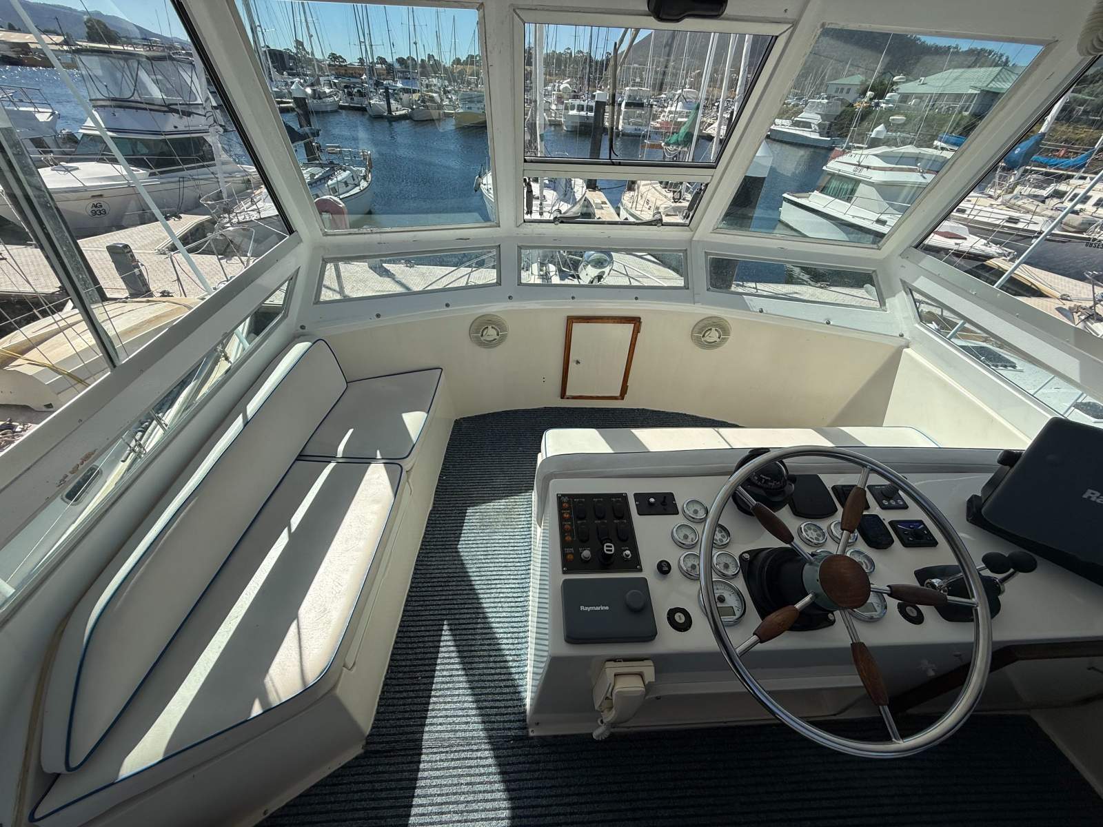 Bertram Caribbean 35 PERIGNON