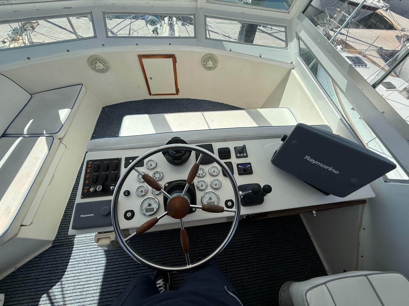 Bertram Caribbean 35 PERIGNON