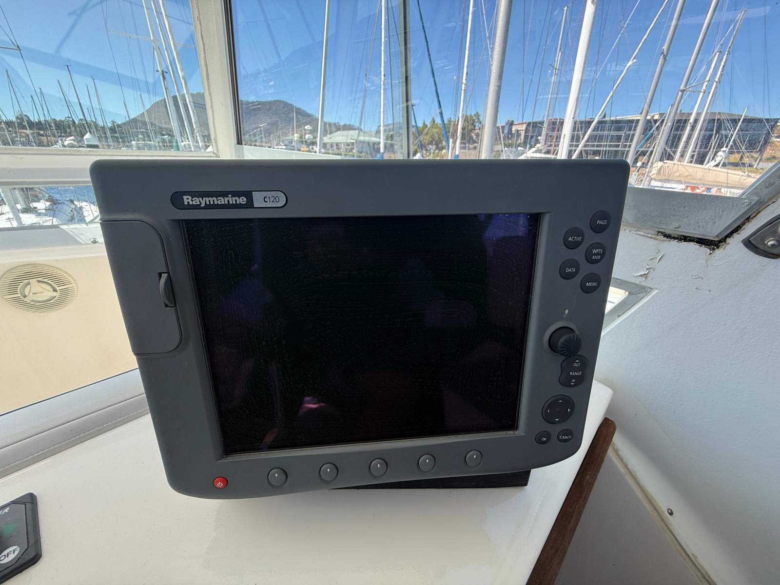 Bertram Caribbean 35 PERIGNON