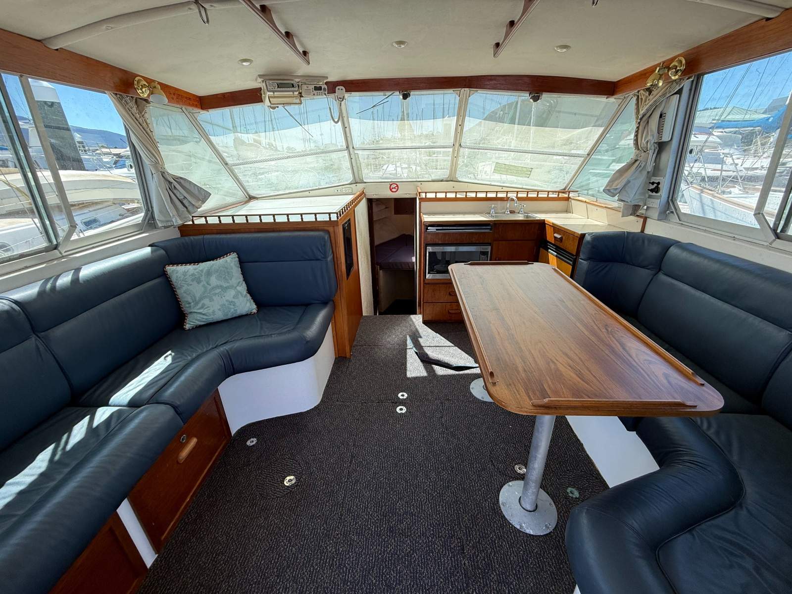 Bertram Caribbean 35 PERIGNON