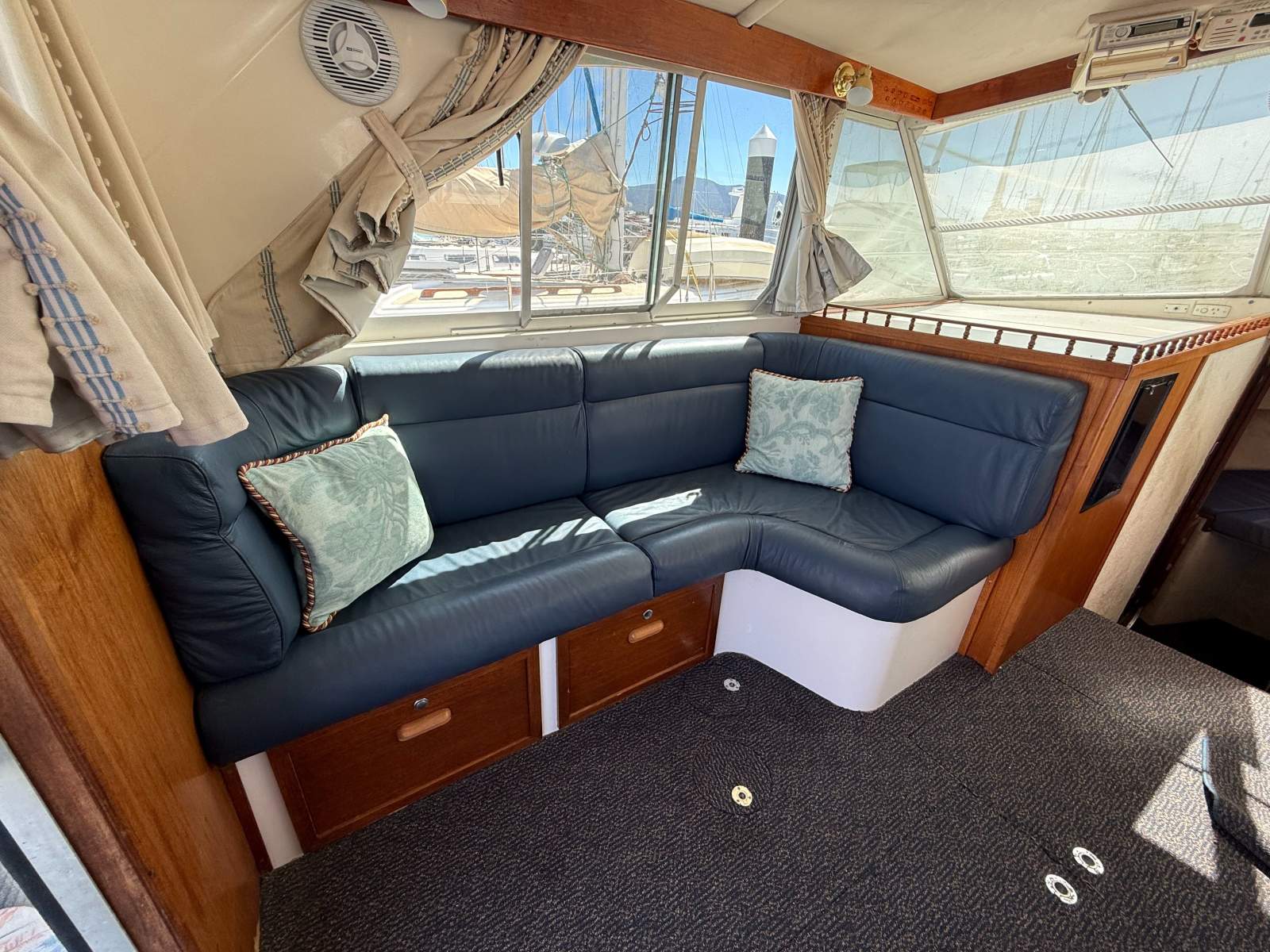 Bertram Caribbean 35 PERIGNON