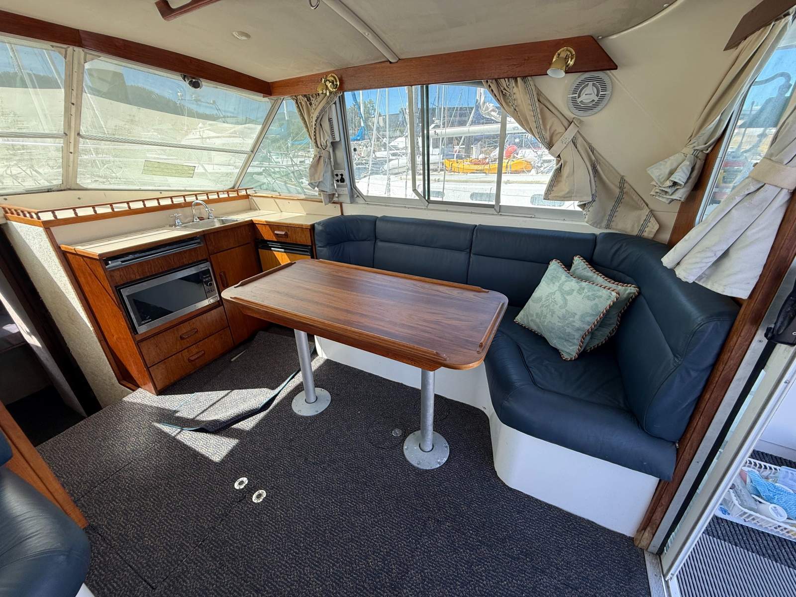 Bertram Caribbean 35 PERIGNON