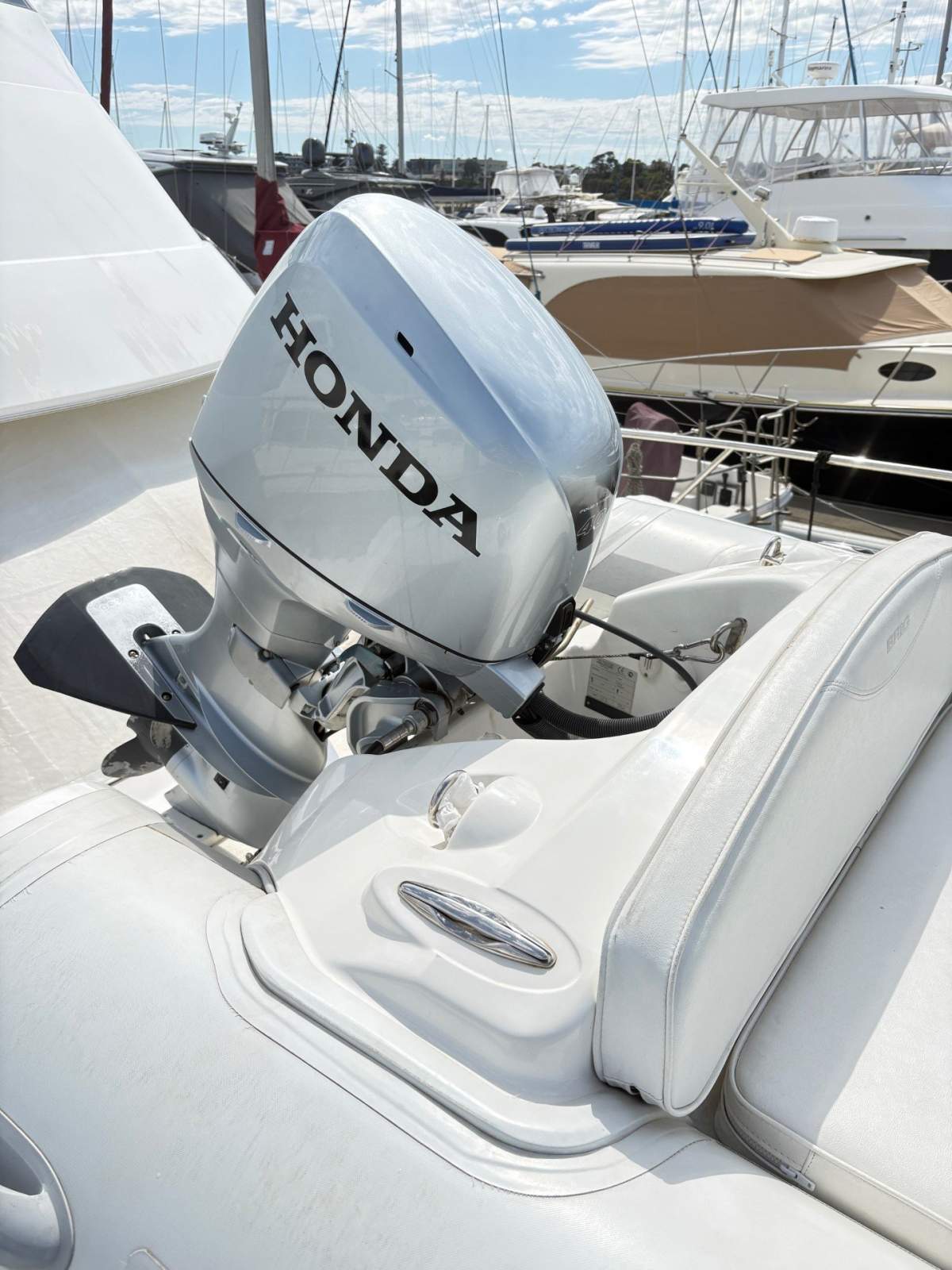 MARLIN Riviera 47 Enclosed Flybridge Boat Brokers of Tasmania