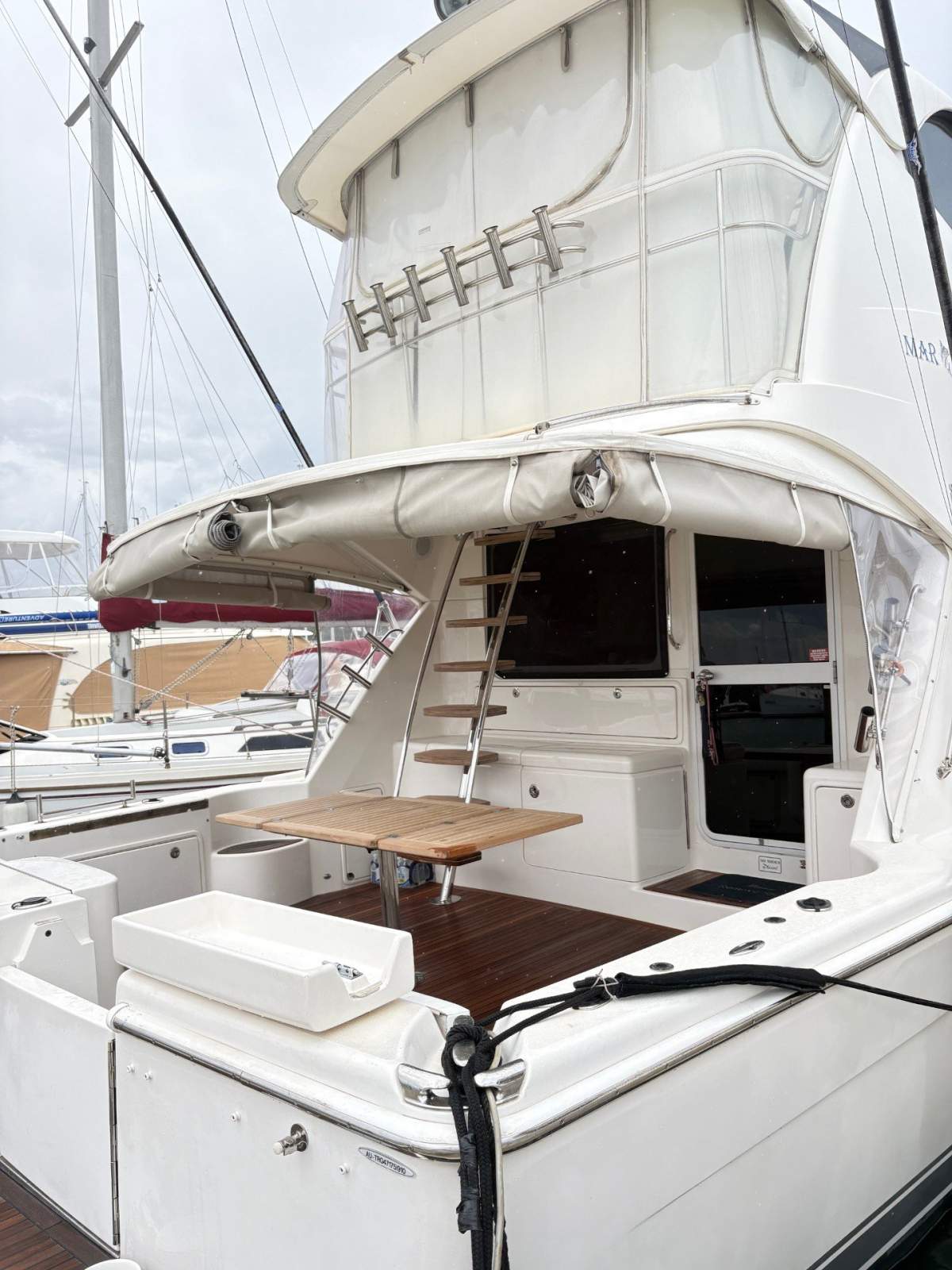 MARLIN Riviera 47 Enclosed Flybridge Boat Brokers of Tasmania