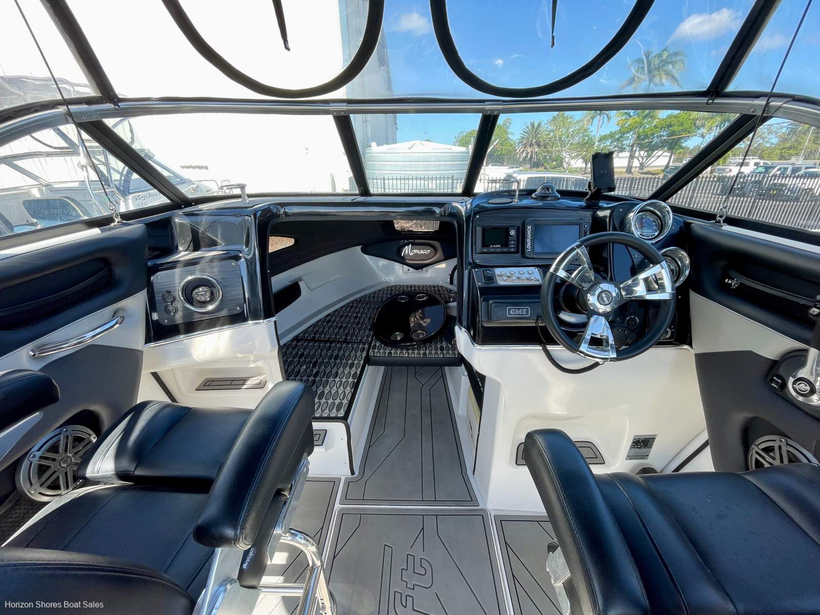 Stejcraft 610 Monaco - with trailer