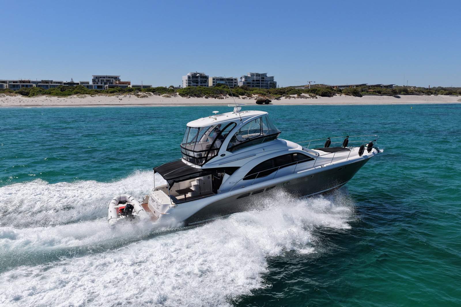 Sea Ray 52 Sedan Bridge