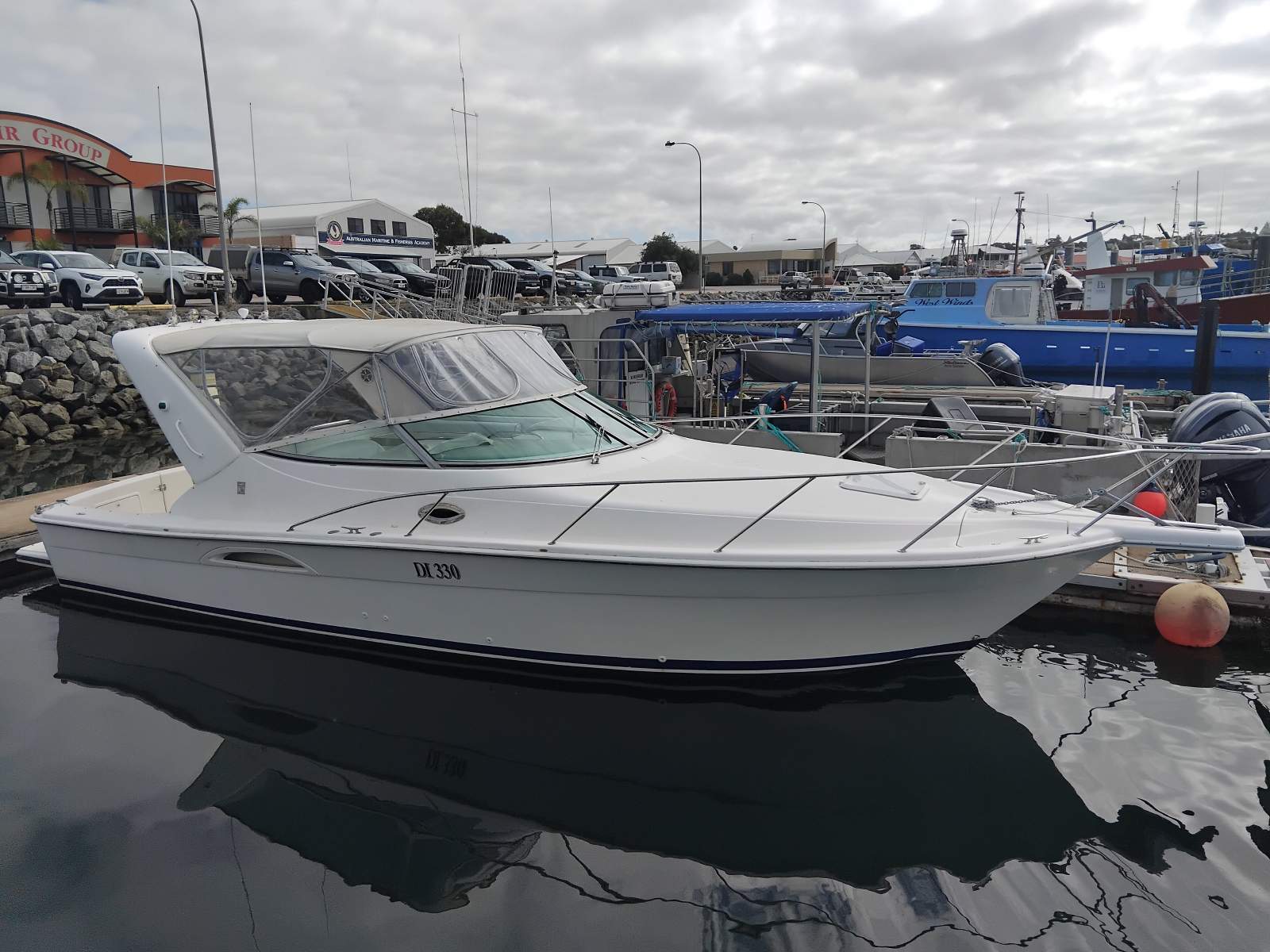 Riviera 3000 Offshore Series 2