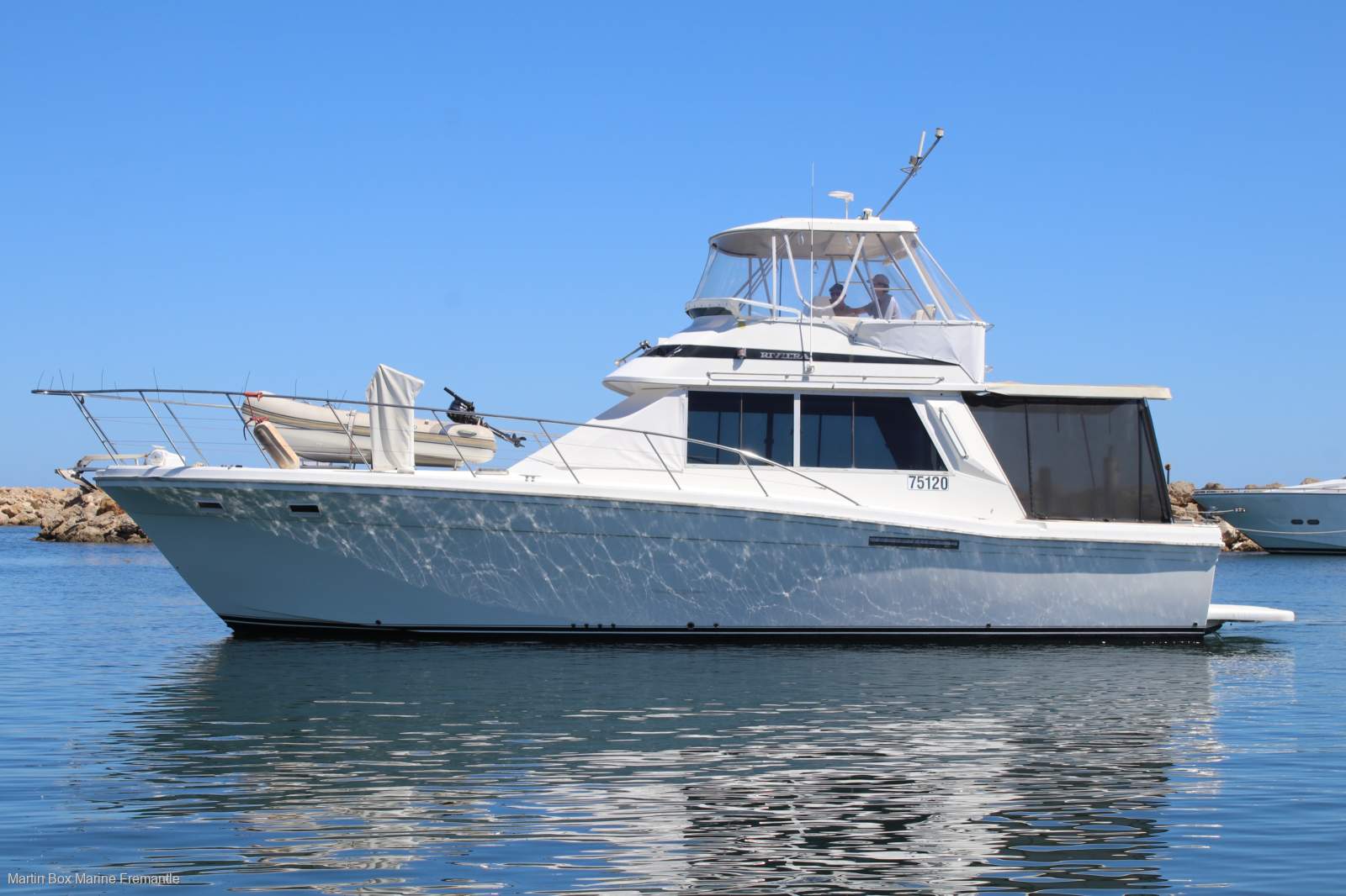 Riviera 44 Flybridge With Twin Yanmar Diesels