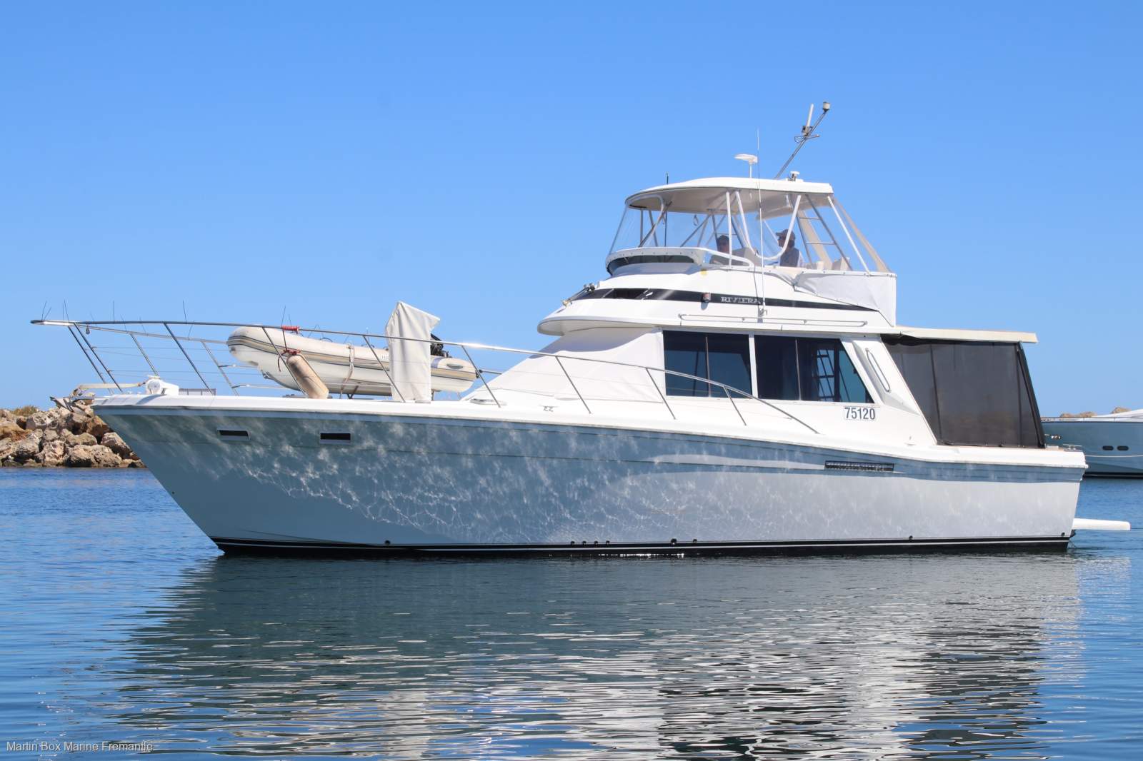 Riviera 44 Flybridge With Twin Yanmar Diesels