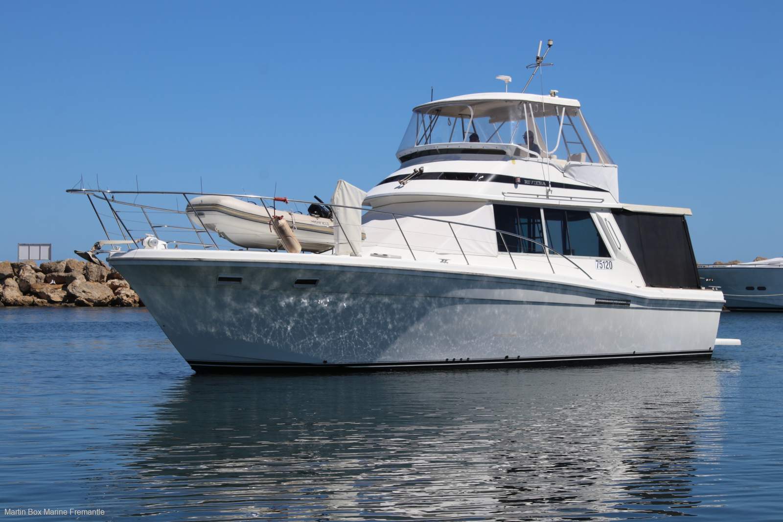 Riviera 44 Flybridge With Twin Yanmar Diesels