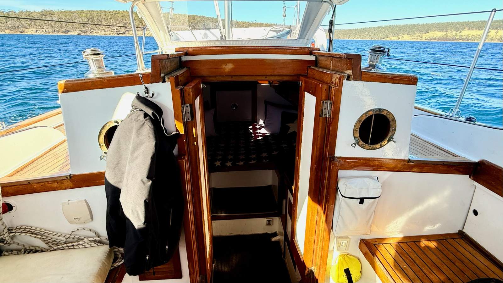 Max Creese Huon Pine 39 Pilothouse Cutter White Star &ndash; The Quintessential Tasmanian Yacht