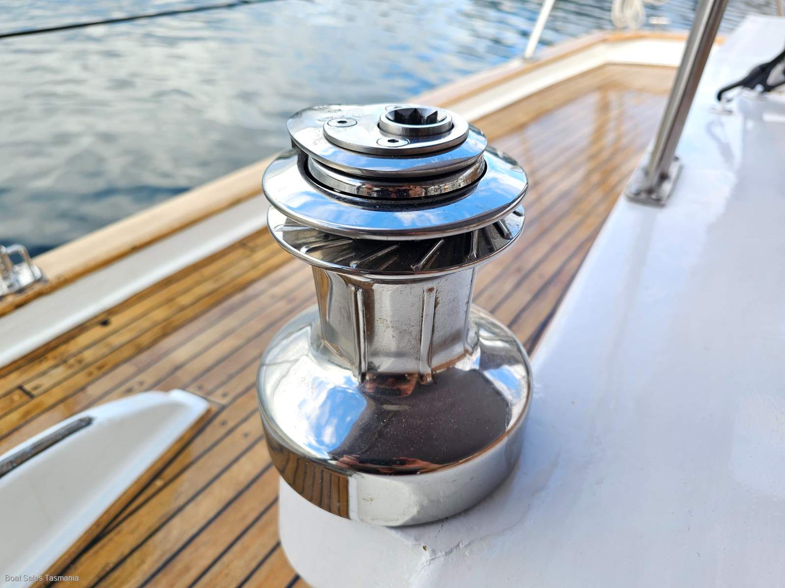 Max Creese Huon Pine 39 Pilothouse Cutter White Star &ndash; The Quintessential Tasmanian Yacht