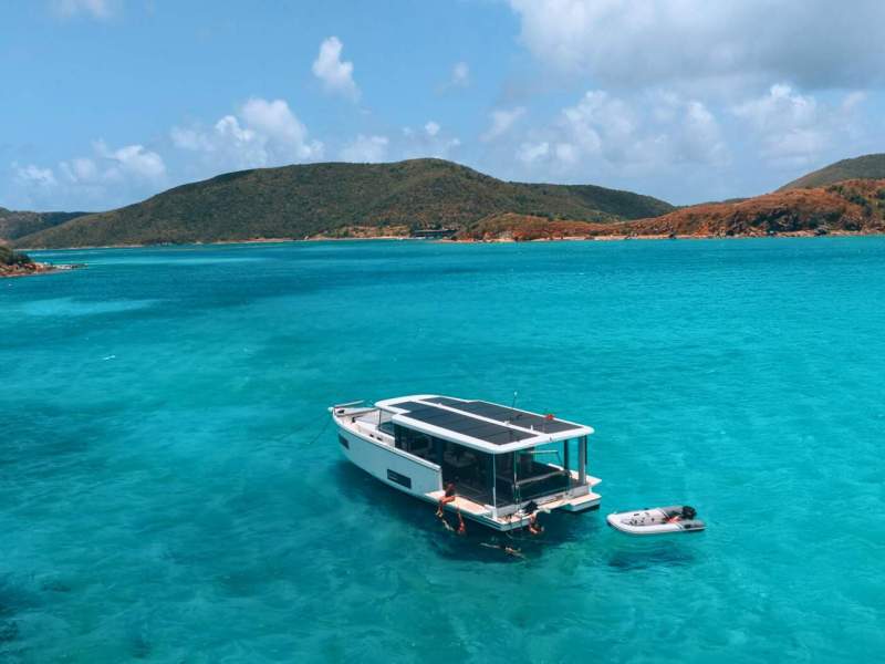 Jeanneau Sea Loft 480 A floating villa, built for slow days on the water