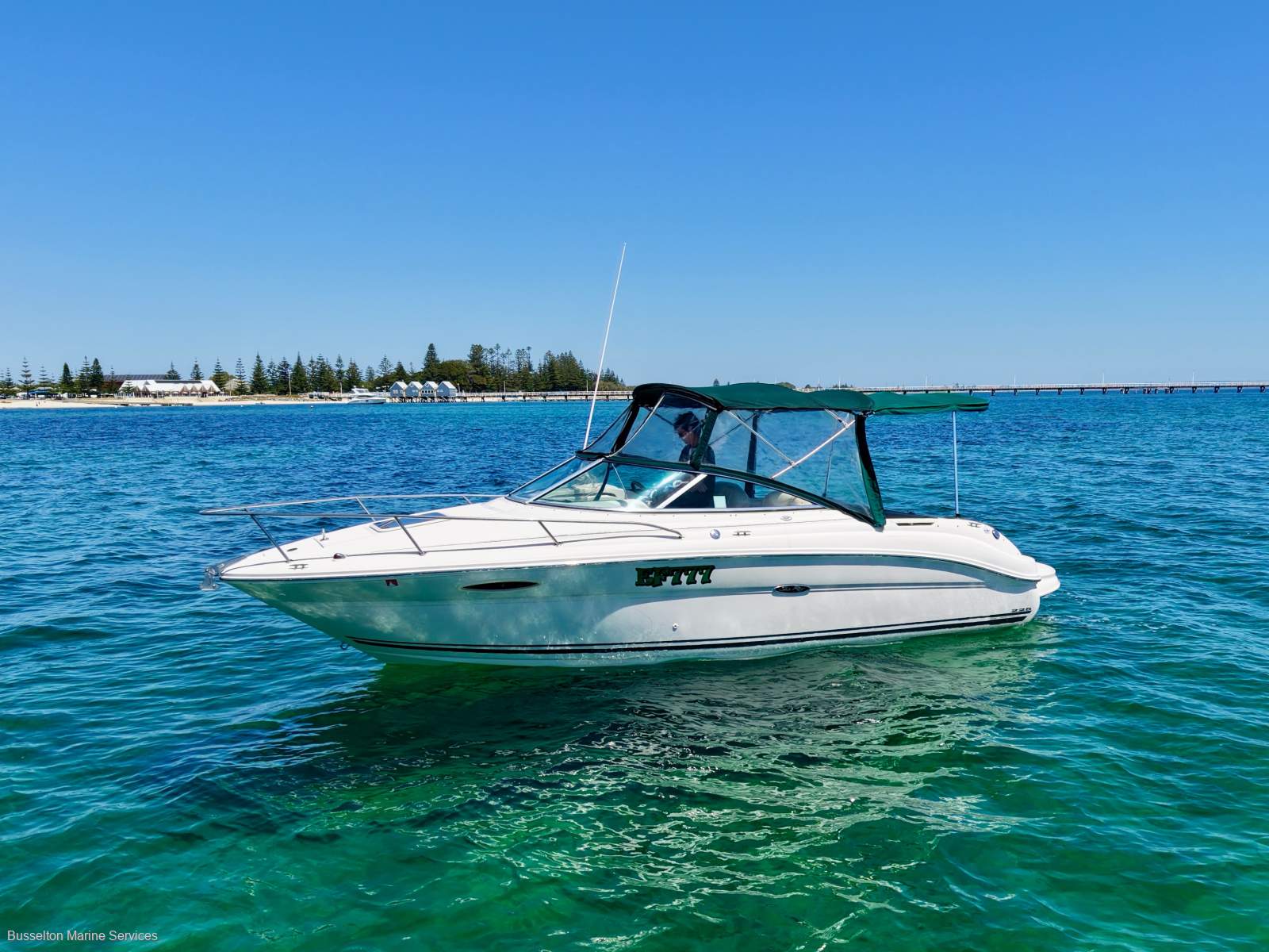 Sea Ray 225 Weekender Great All Rounder
