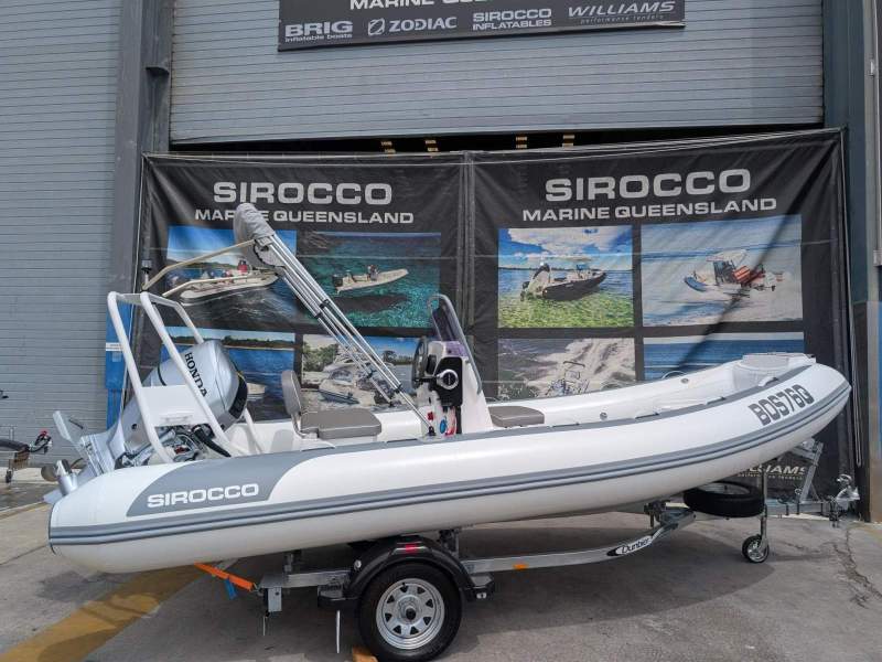 Sirocco A500L RIB-Alloy Alloy centre console RIB with hypalon tubes