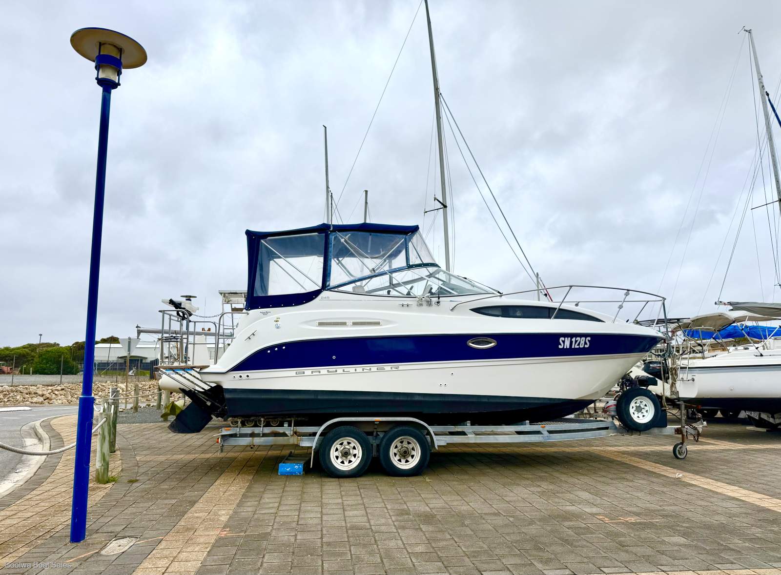 Bayliner 245 Ciera