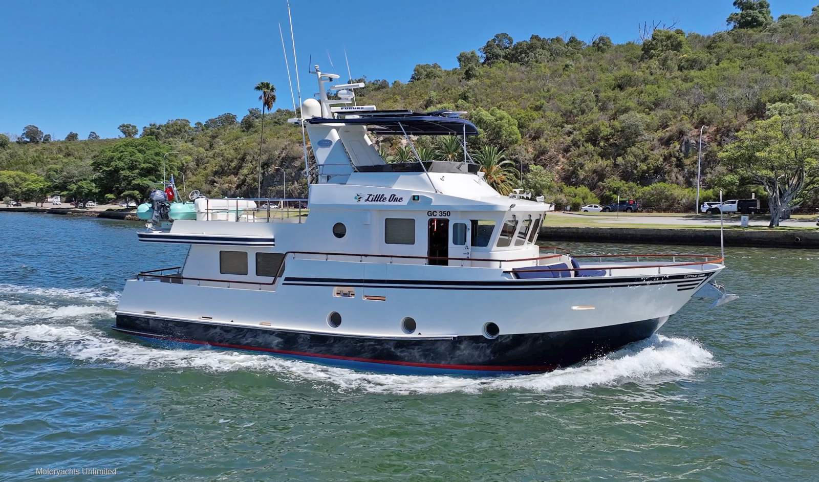 Bering 55 Euro - Expedition Motor Cruiser