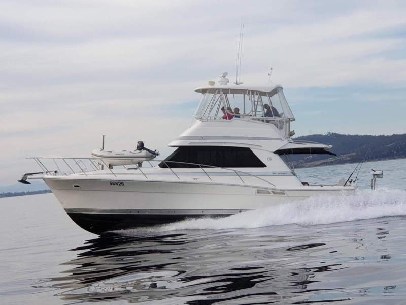 Riviera 39 Platinum (Series 2) Flybridge Cruiser - "SAMEDI"