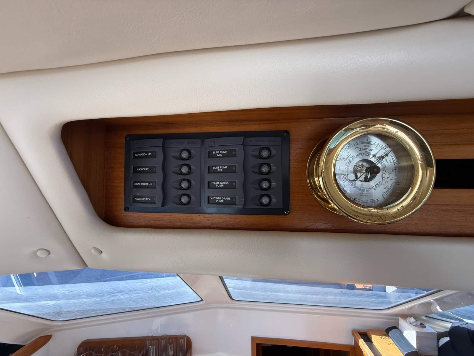 Riviera 39 Platinum (Series 2) Flybridge Cruiser – SAMEDI