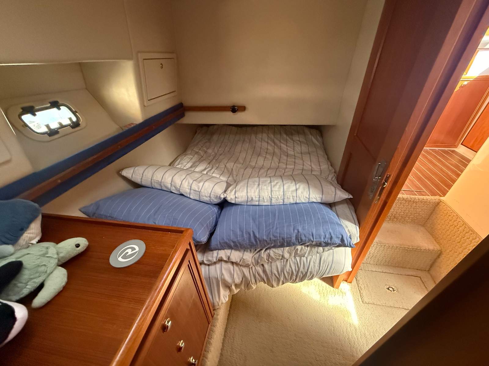 Riviera 39 Platinum (Series 2) Flybridge Cruiser – SAMEDI