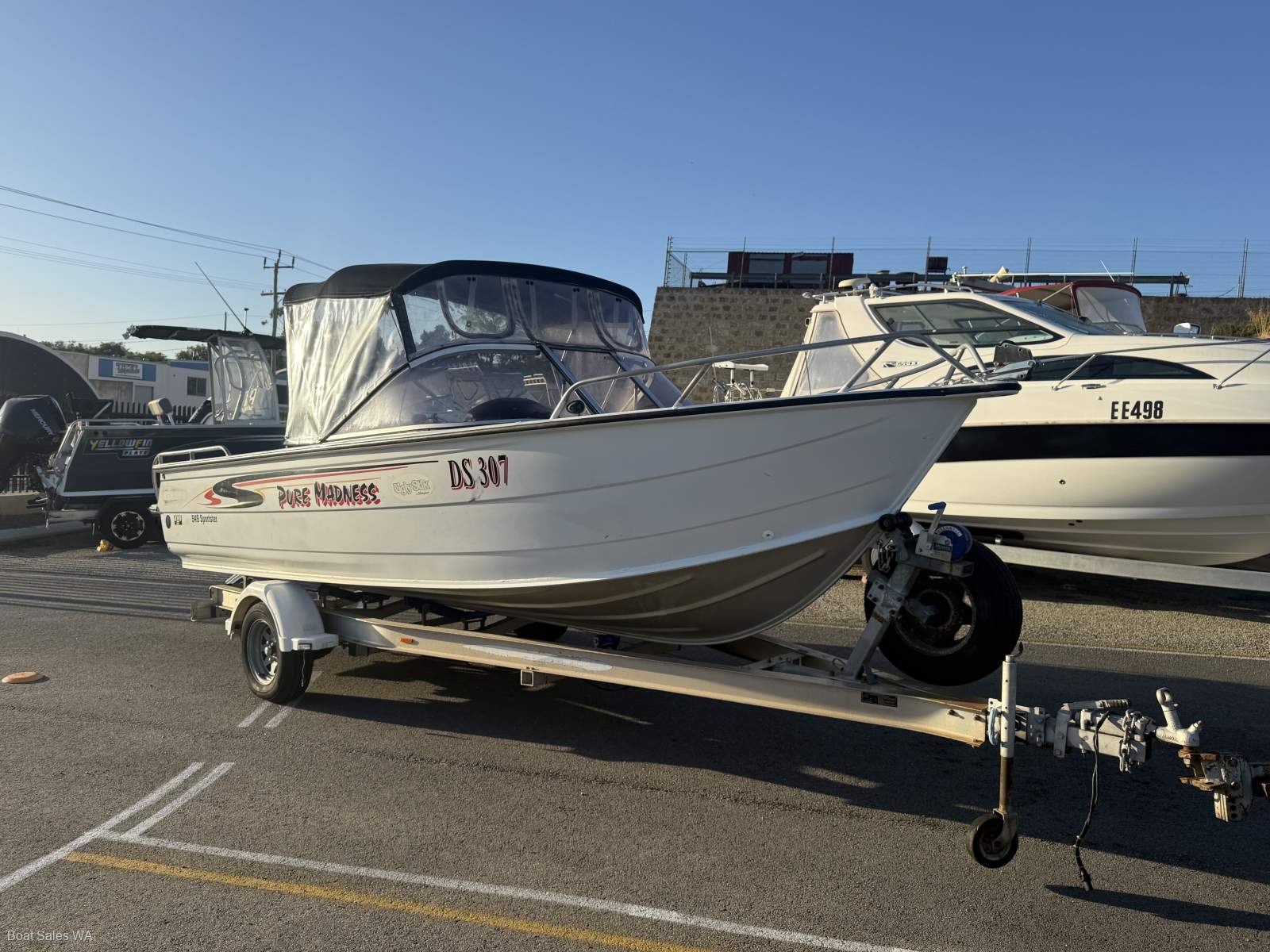 Stacer 549 Sportster 3L Mercruiser motor 47hrs old