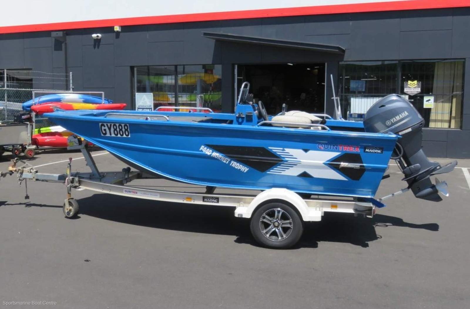 Quintrex 440 Hornet Trophy