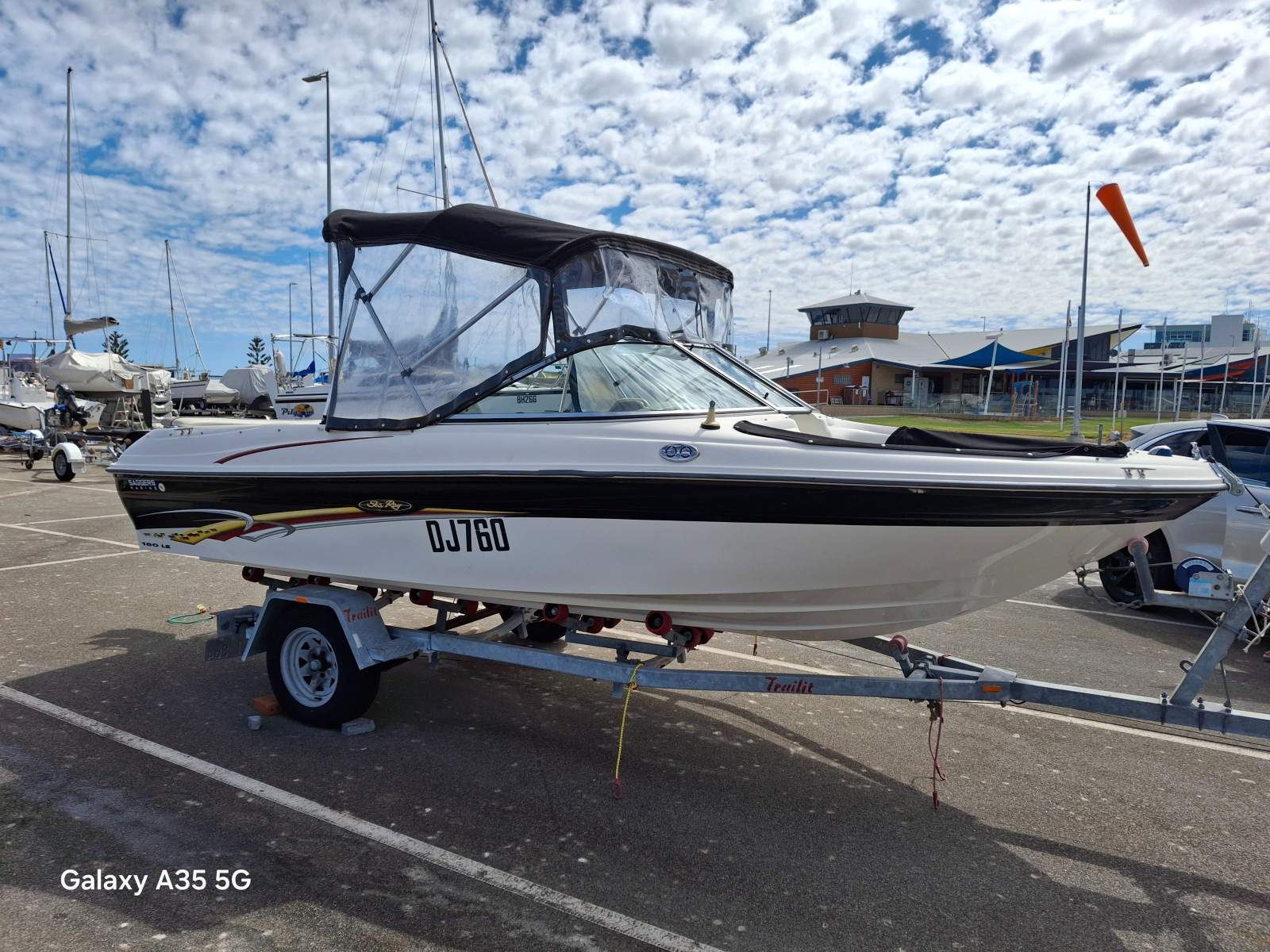 Sea Ray 180 LE Bowrider