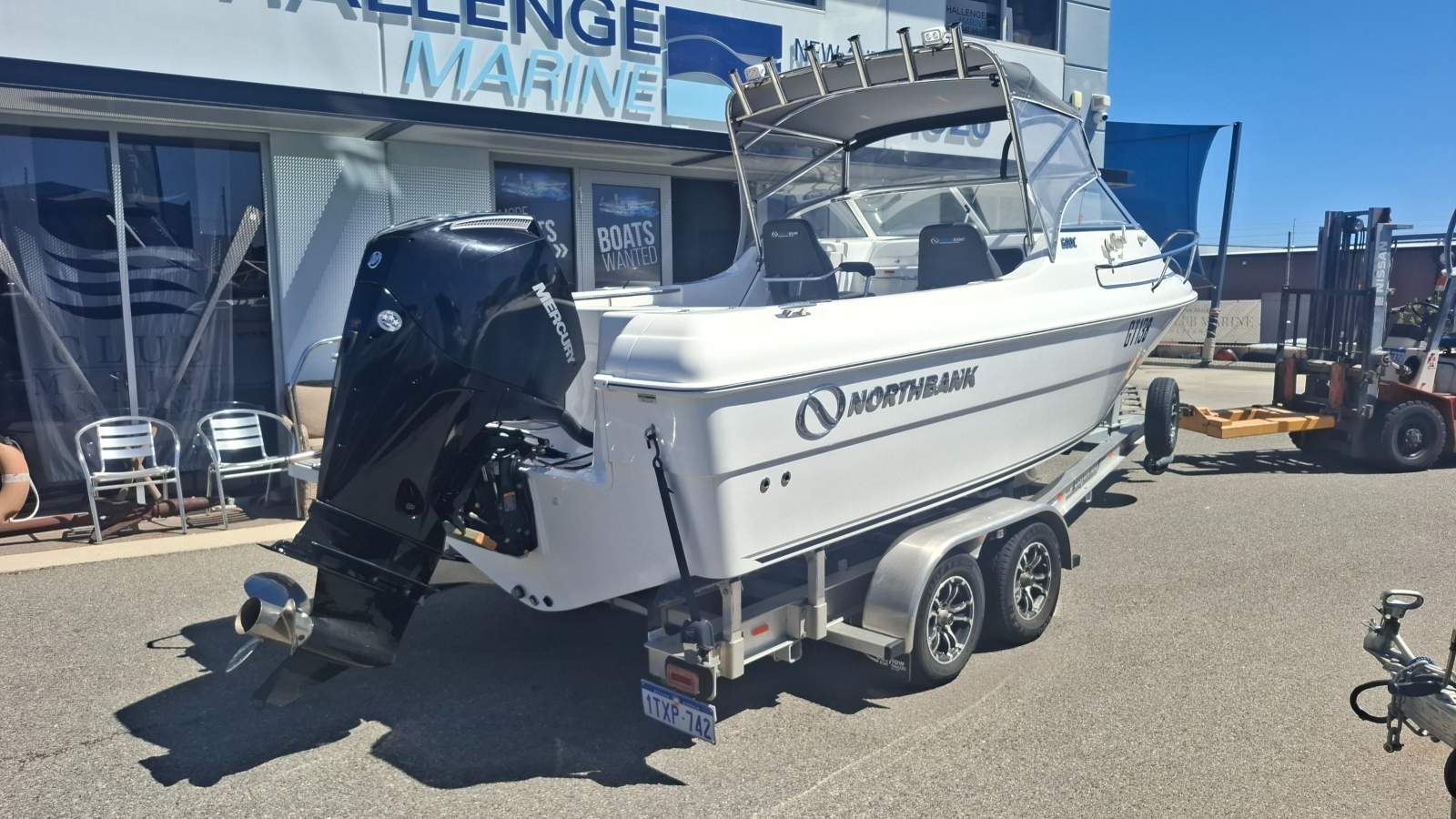 Northbank 600c With 200HP Mercury (220 Hours)