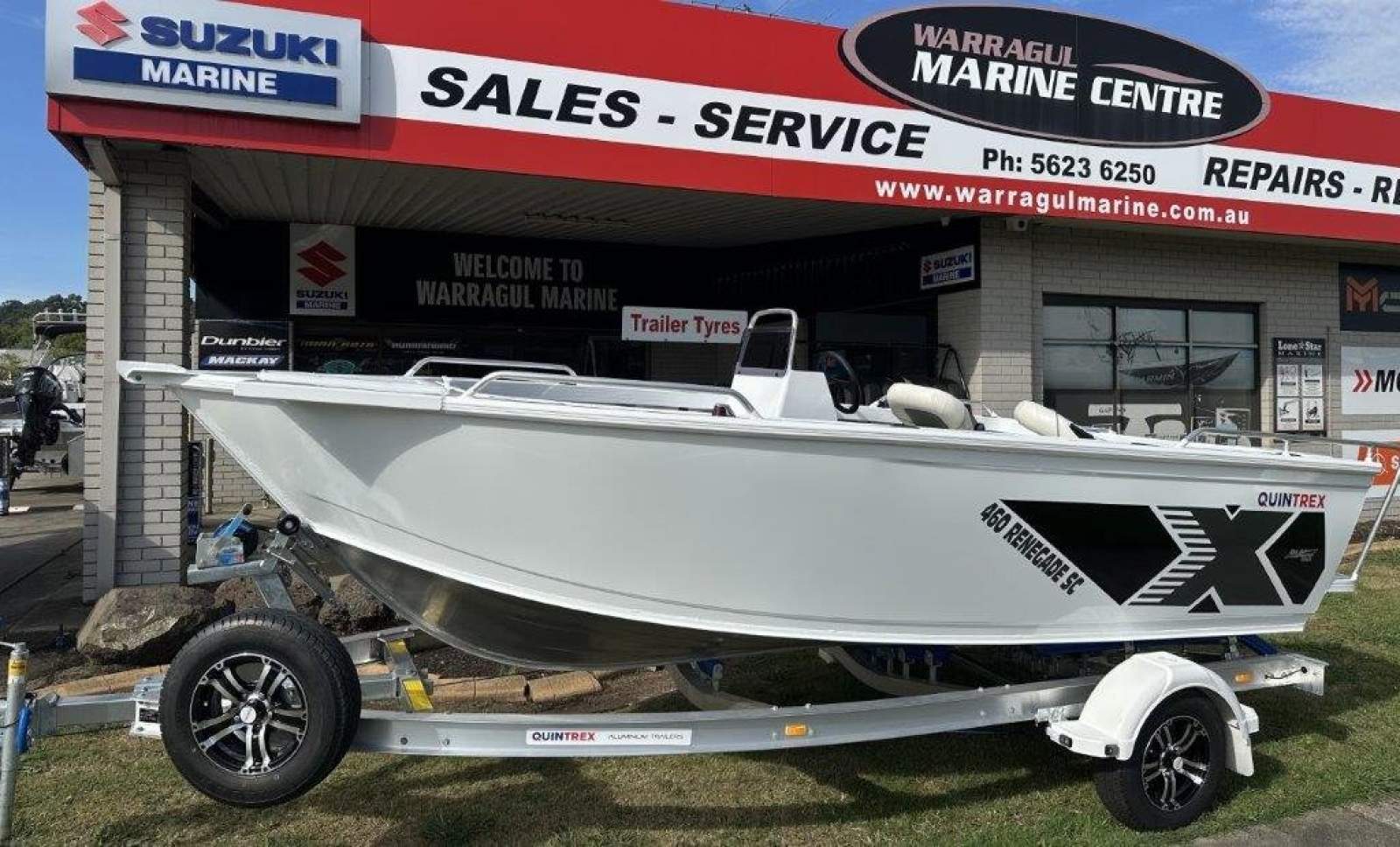 Quintrex 460 Renegade Side Console